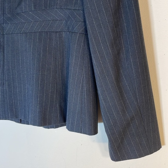 NWT. KASPER 4 Simply Chic Black Pinstripe One Button Peplum Blazer. - Picture 11 of 11